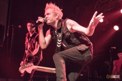 Sum41_00